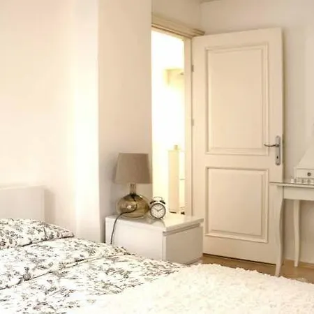 Cozy Flats דירה *